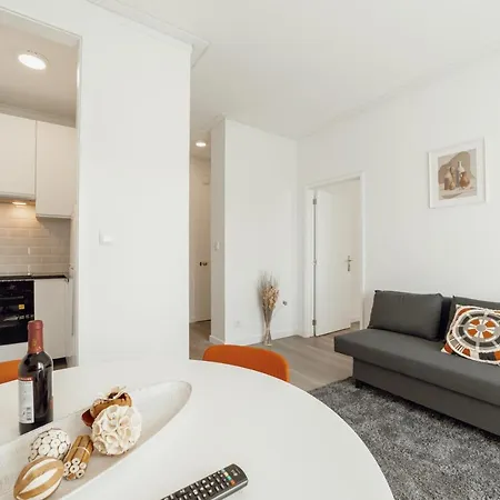 Sunny By Homing * Oporto